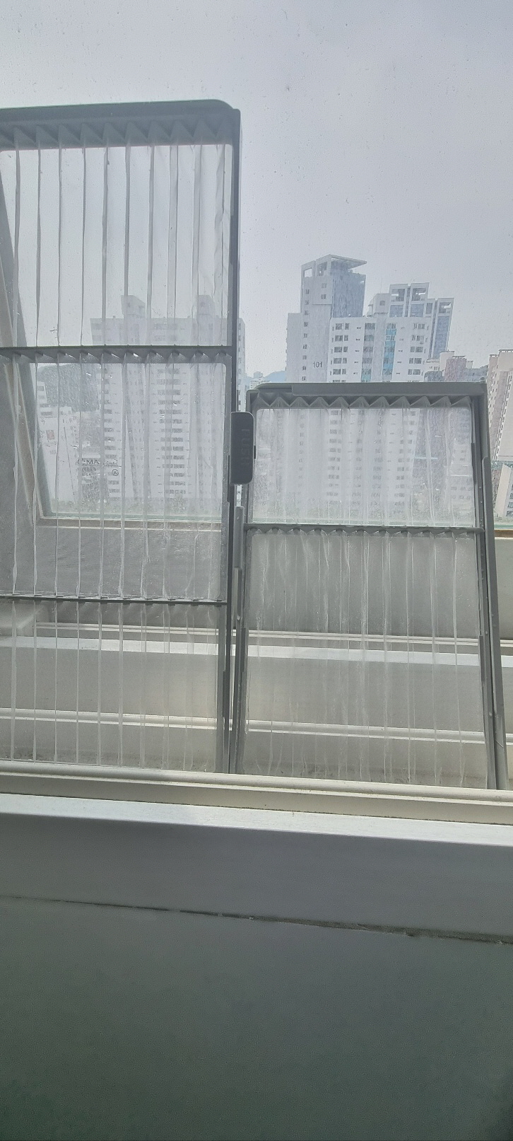 3555380777_cpVS1RiY_2567aa5e664e50550bde1c9c07104dbb321316c5.jpg 이미지크게보기